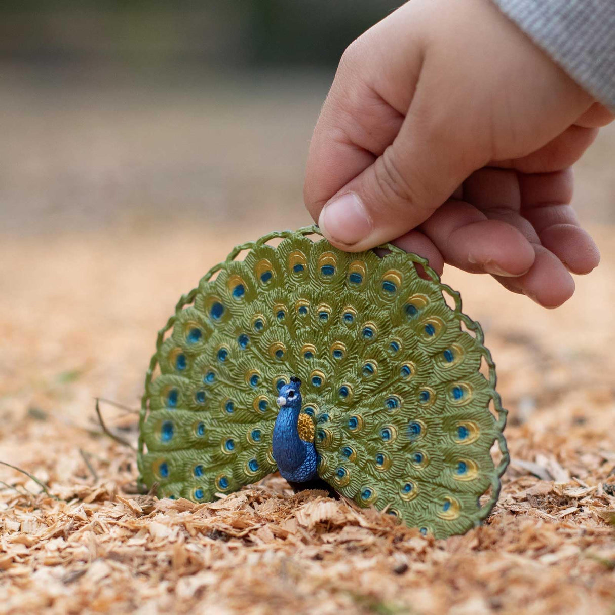 Safari Ltd. Peacock Figurine - Detailed 4" Plastic Model Figure - Fun Educational Play Toy for Boys, Girls & Kids Ages 3+