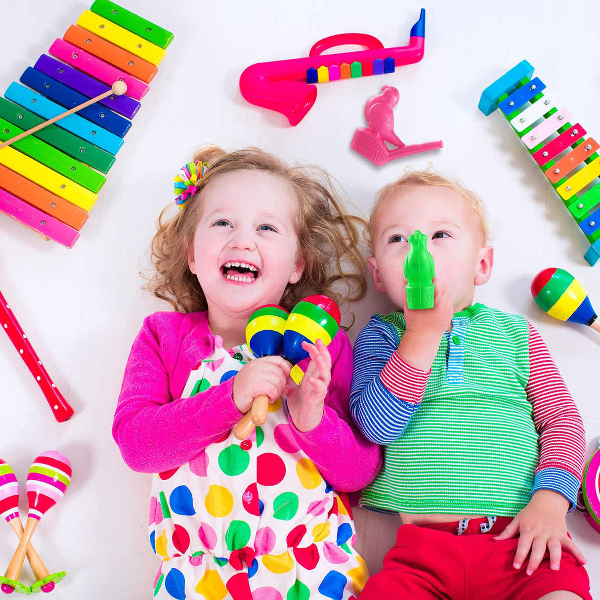 Sumind 24 Pieces Bird Water Whistle Party Whistles Bird Call Toys Colorful Novelty Water Warblers Musical Instrument for Kids Adults Bath Party Gift