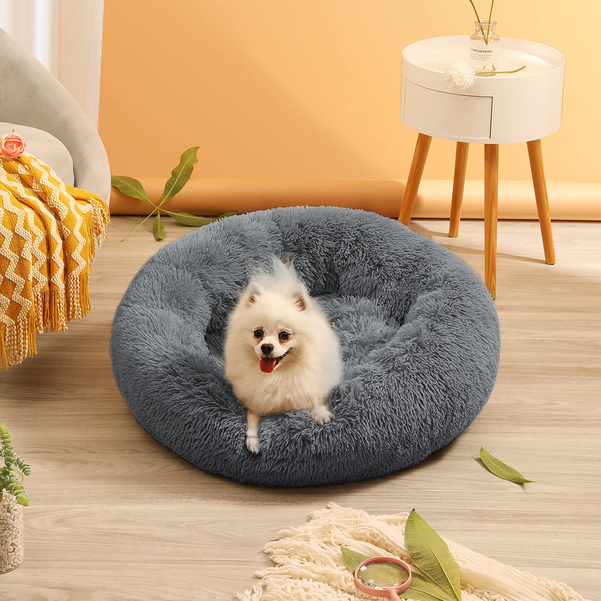 CEVICOLZE Small Cat Bed for Indoor Cats, Self-Warming Donut Kitty Bed for Small Cats Keeping Warm, Washable Pet Bed with Anti Slip Base, 23‘’ Darkgrey